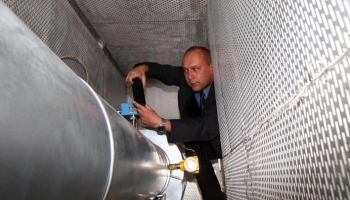 Jacek Mszyca http://eminus.pl/cms_eminus/requestServer/files/imgtext/a7a4527b956b5681ee5cdd55ffe3e1d0.jpg